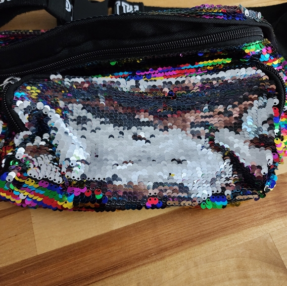 Pink Victorias Secret Fanny Pack Adjustable Sequins Colorful - Picture 13 of 13